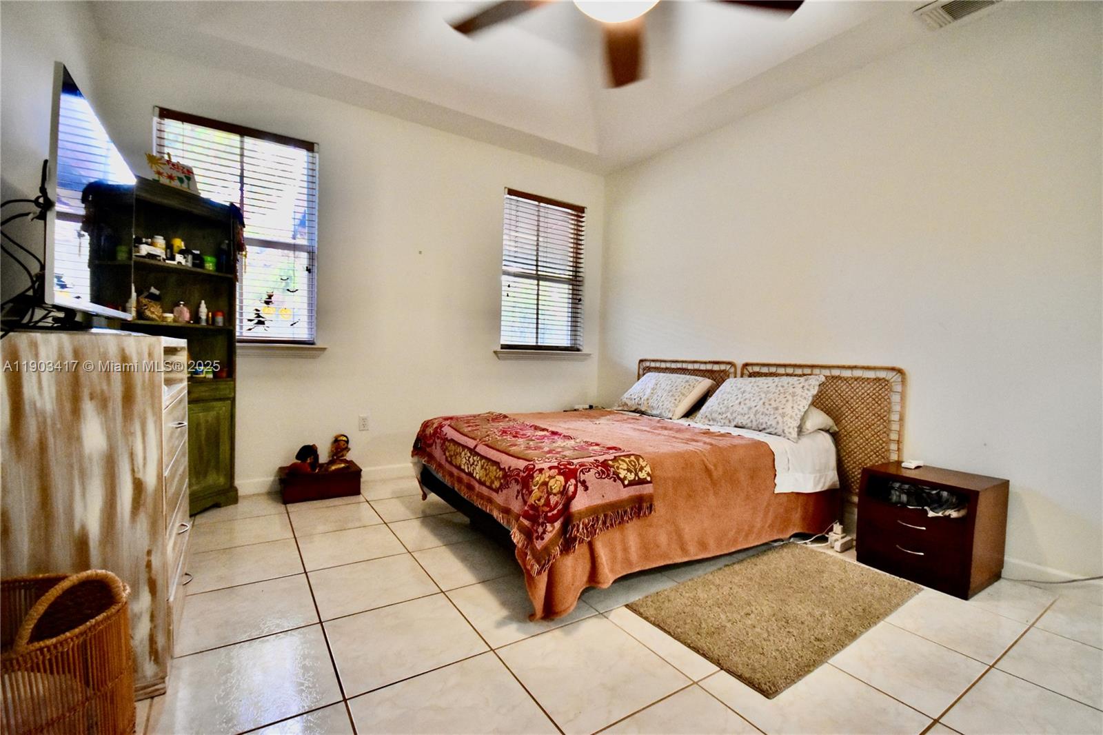 SAVANNAH AT DORAL - Residential Lease