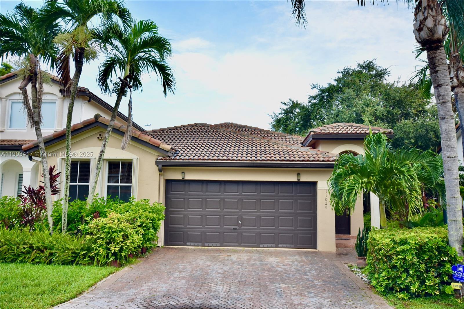 SAVANNAH AT DORAL - Residential Lease