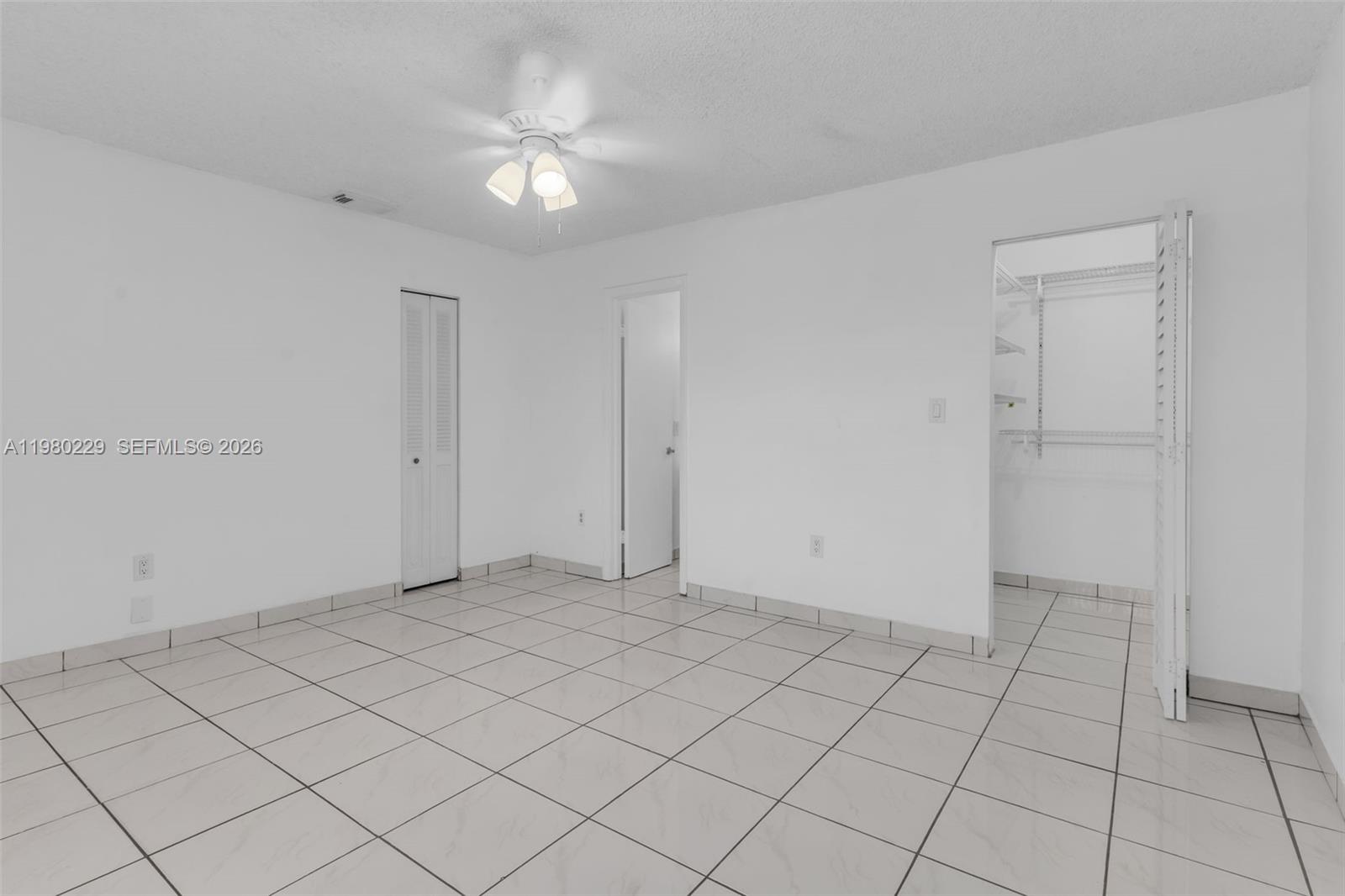 TENNIS VIEW CONDO PH I - Residential