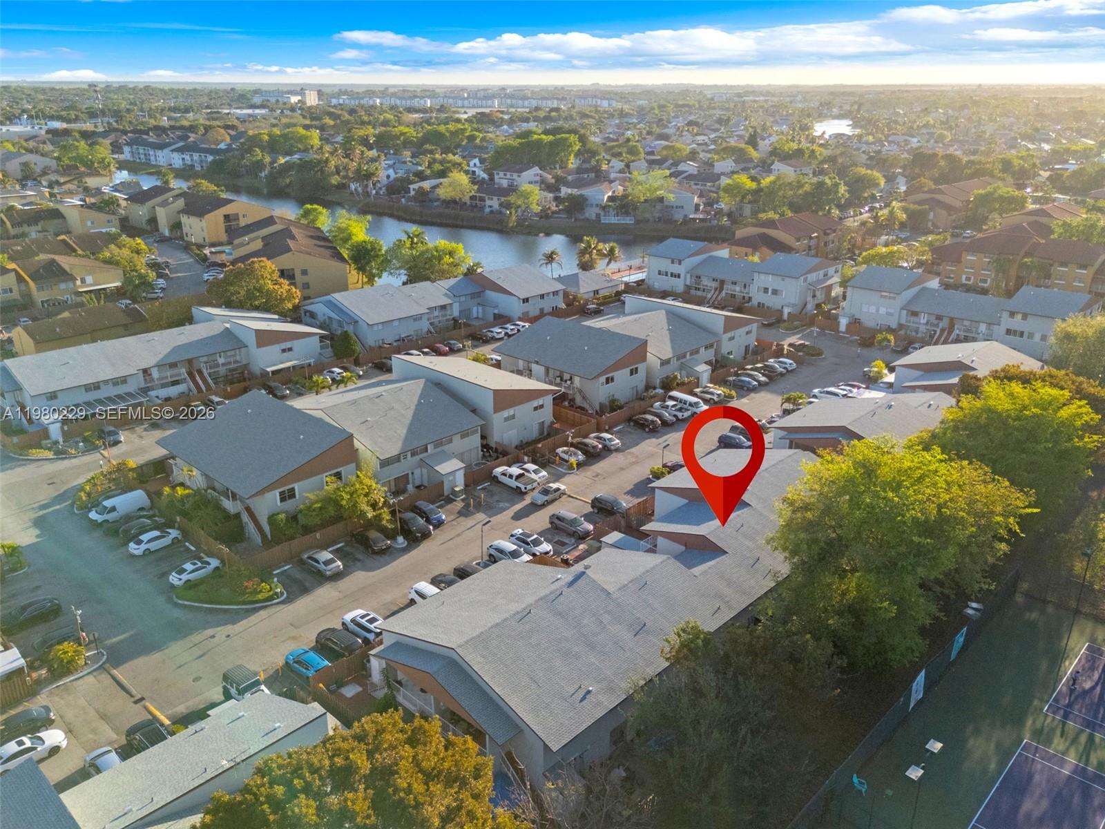 TENNIS VIEW CONDO PH I - Residential