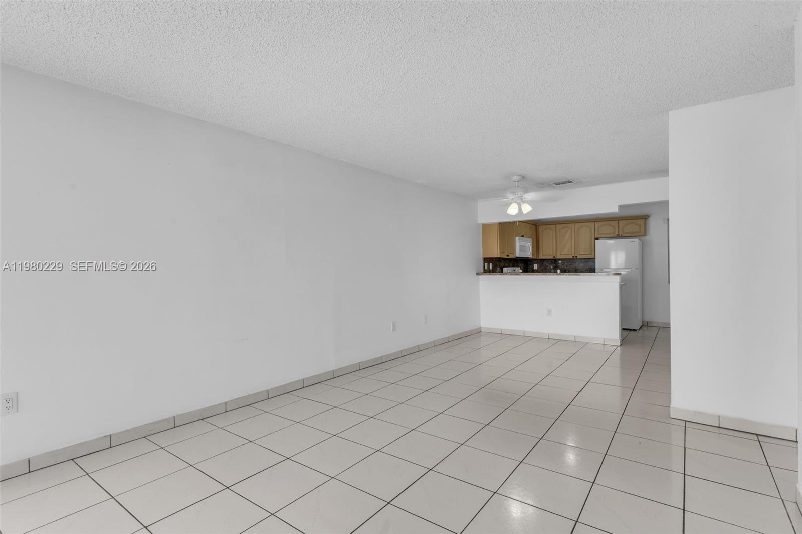 TENNIS VIEW CONDO PH I - Residential