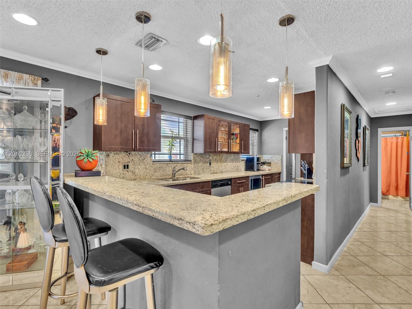 HIGHLAND PARK ESTATES - Residential