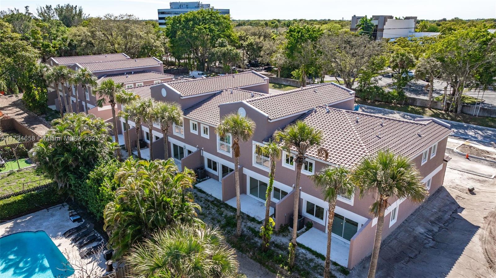 CORAL SPRINGS UNIVERSITY - Residential