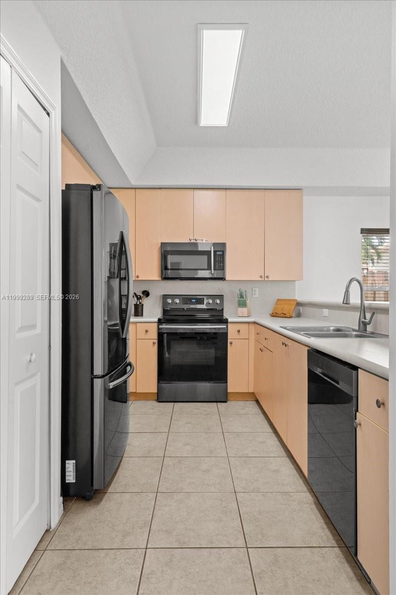 SONARA AT MALIBU BAY - Residential