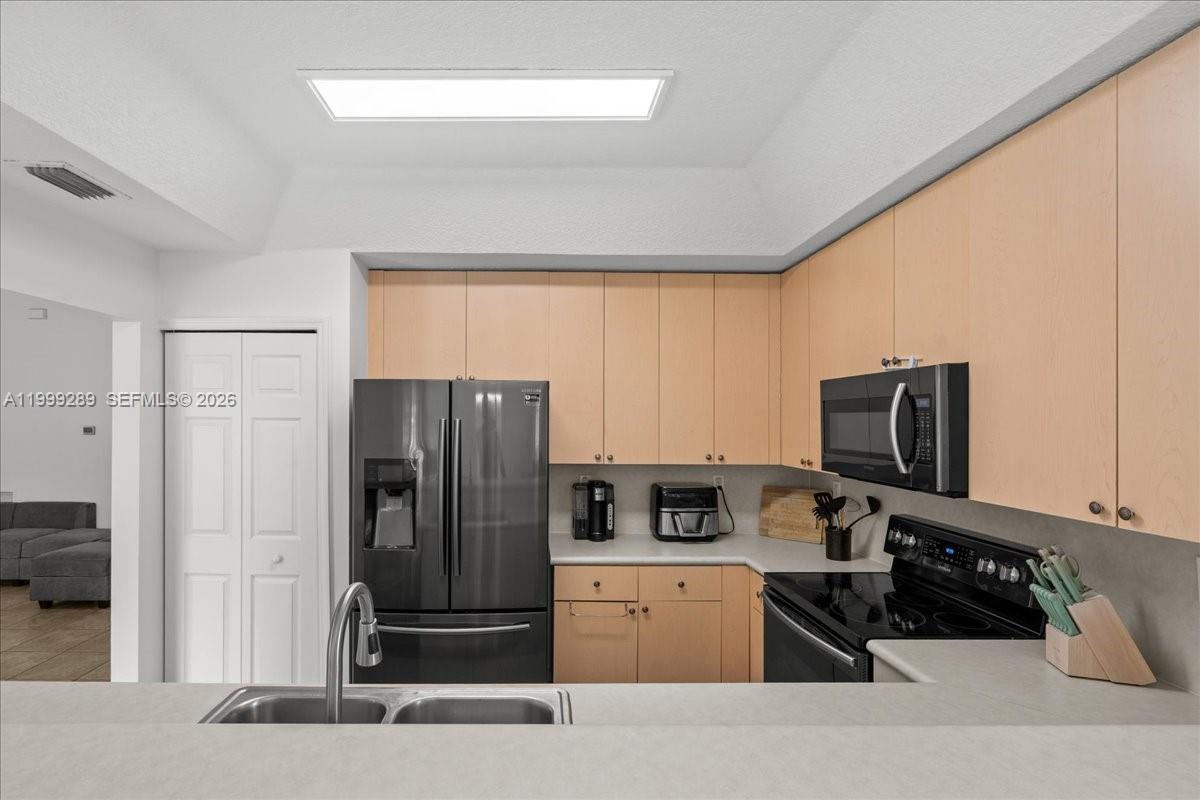 SONARA AT MALIBU BAY - Residential