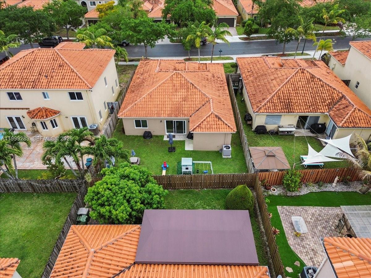 SONARA AT MALIBU BAY - Residential