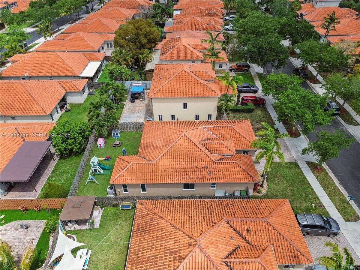 SONARA AT MALIBU BAY - Residential