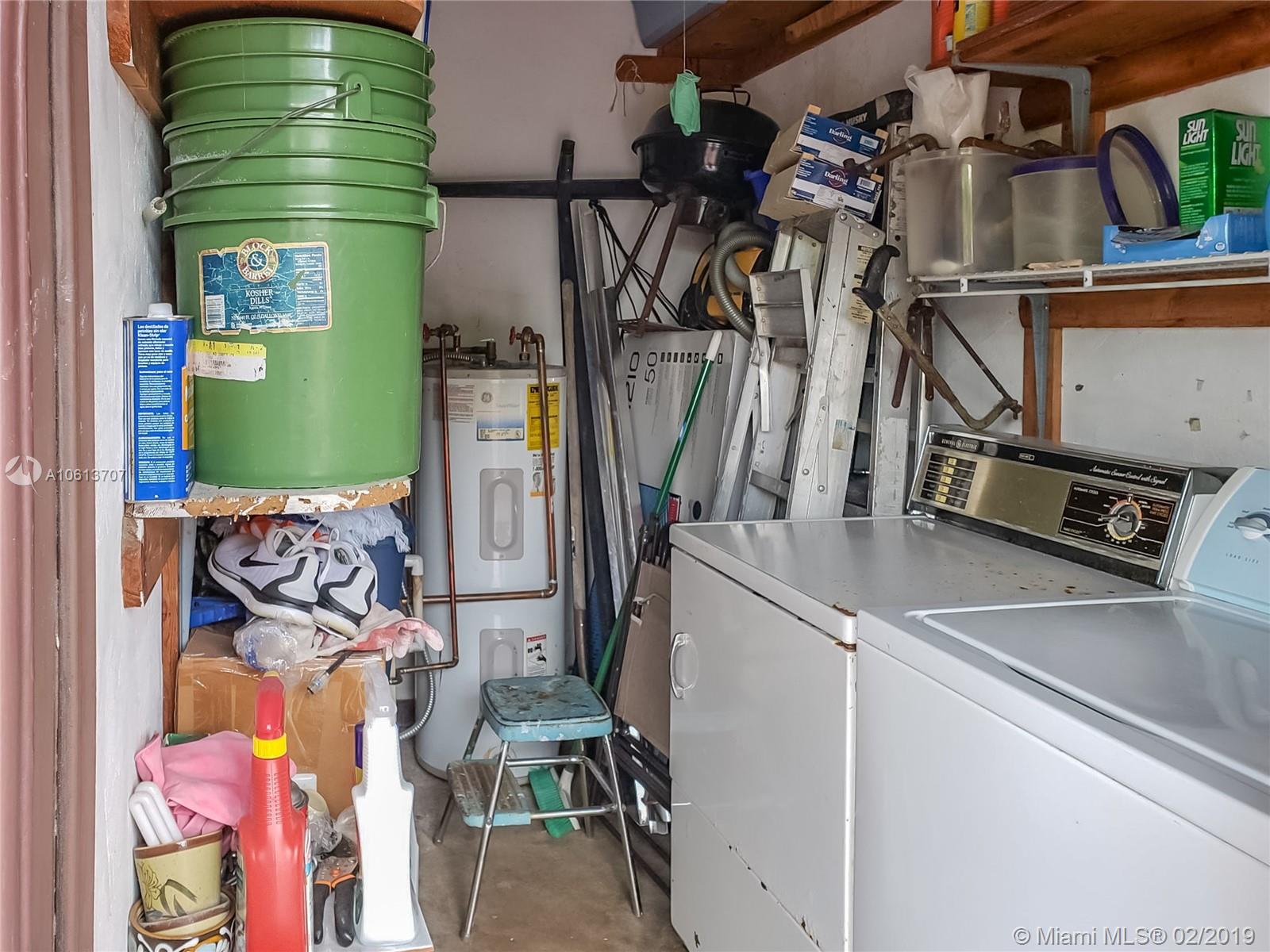 DEVON AIRE VILLAS SEC 8 - Residential