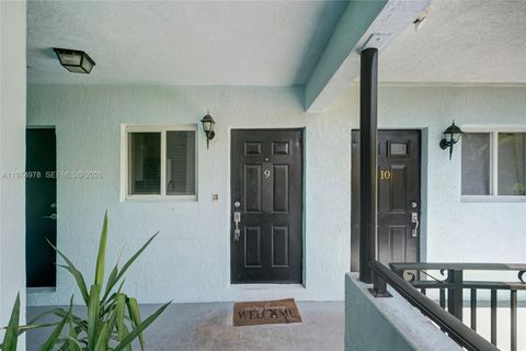 1945 Calais Dr 9 Miami Beach FL 33141