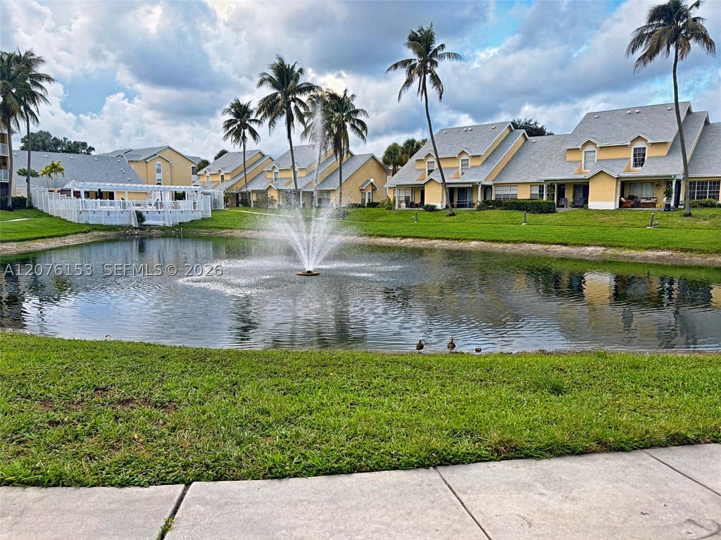 Photo of 6339 La Costa Dr #B, Boca Raton, FL 33433 (MLS # A12076153)