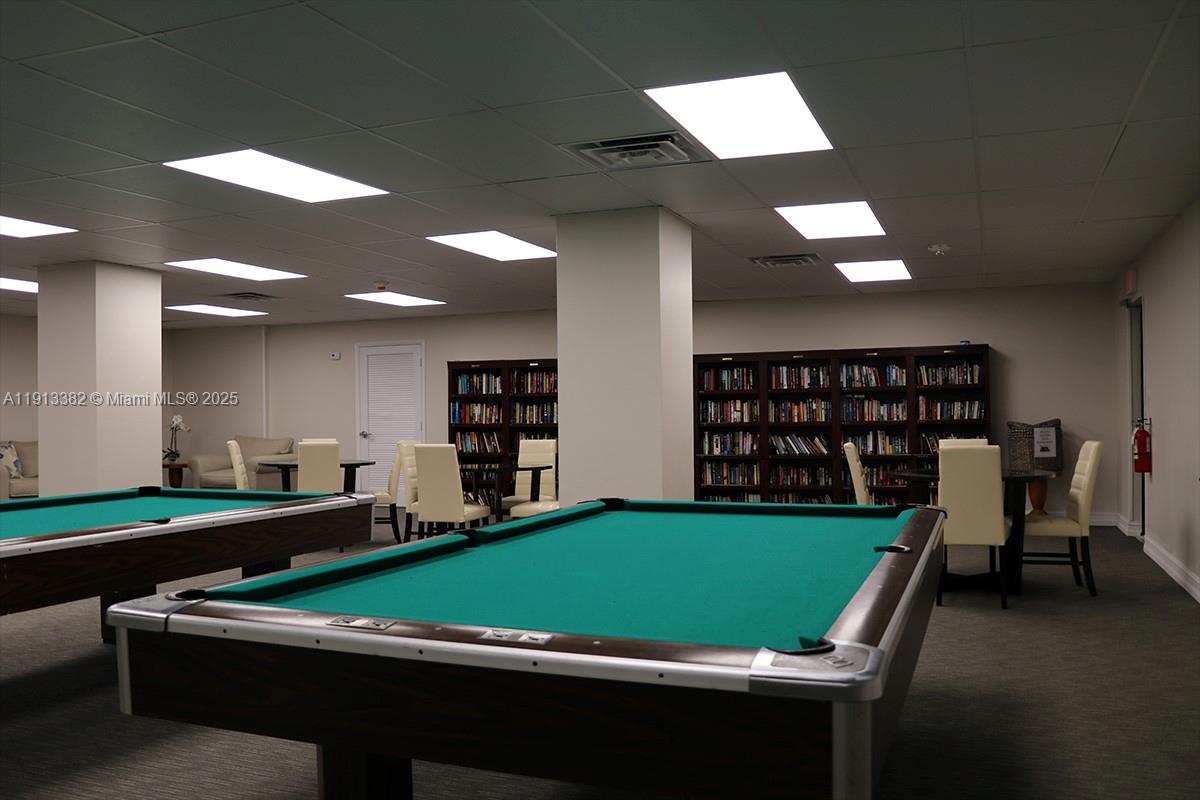 The Carriage Club North - Residential