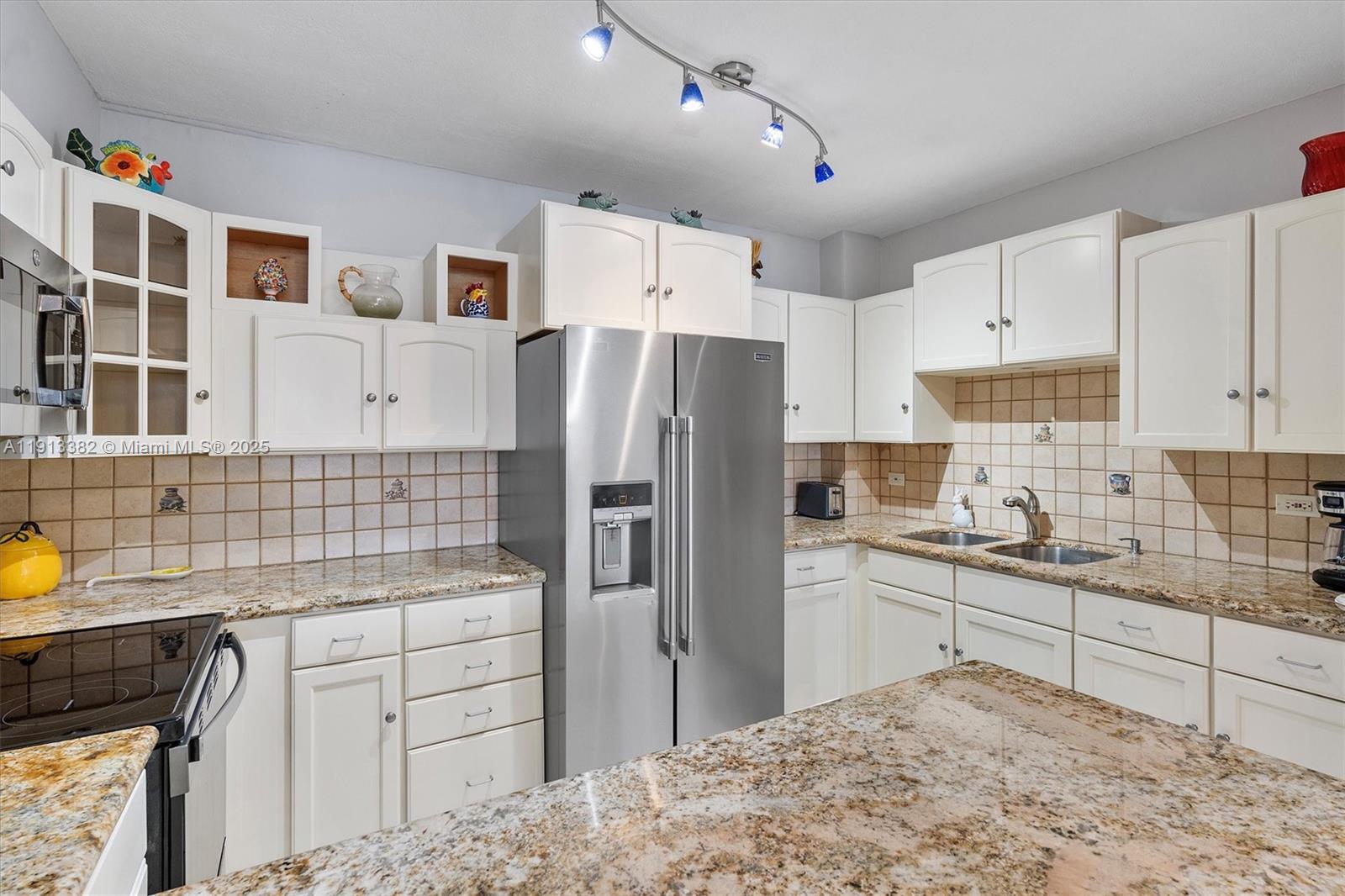 The Carriage Club North - Residential