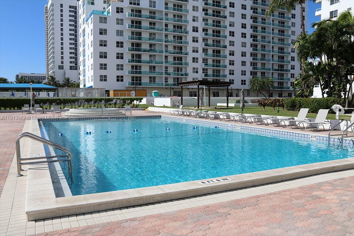 The Carriage Club North - Residential