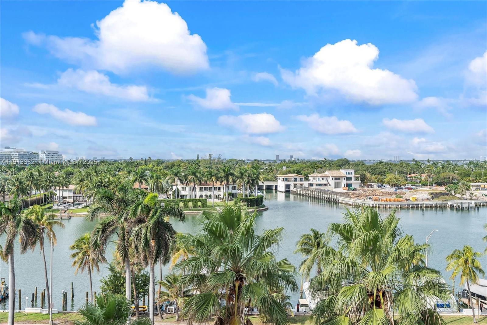 The Carriage Club North - Residential