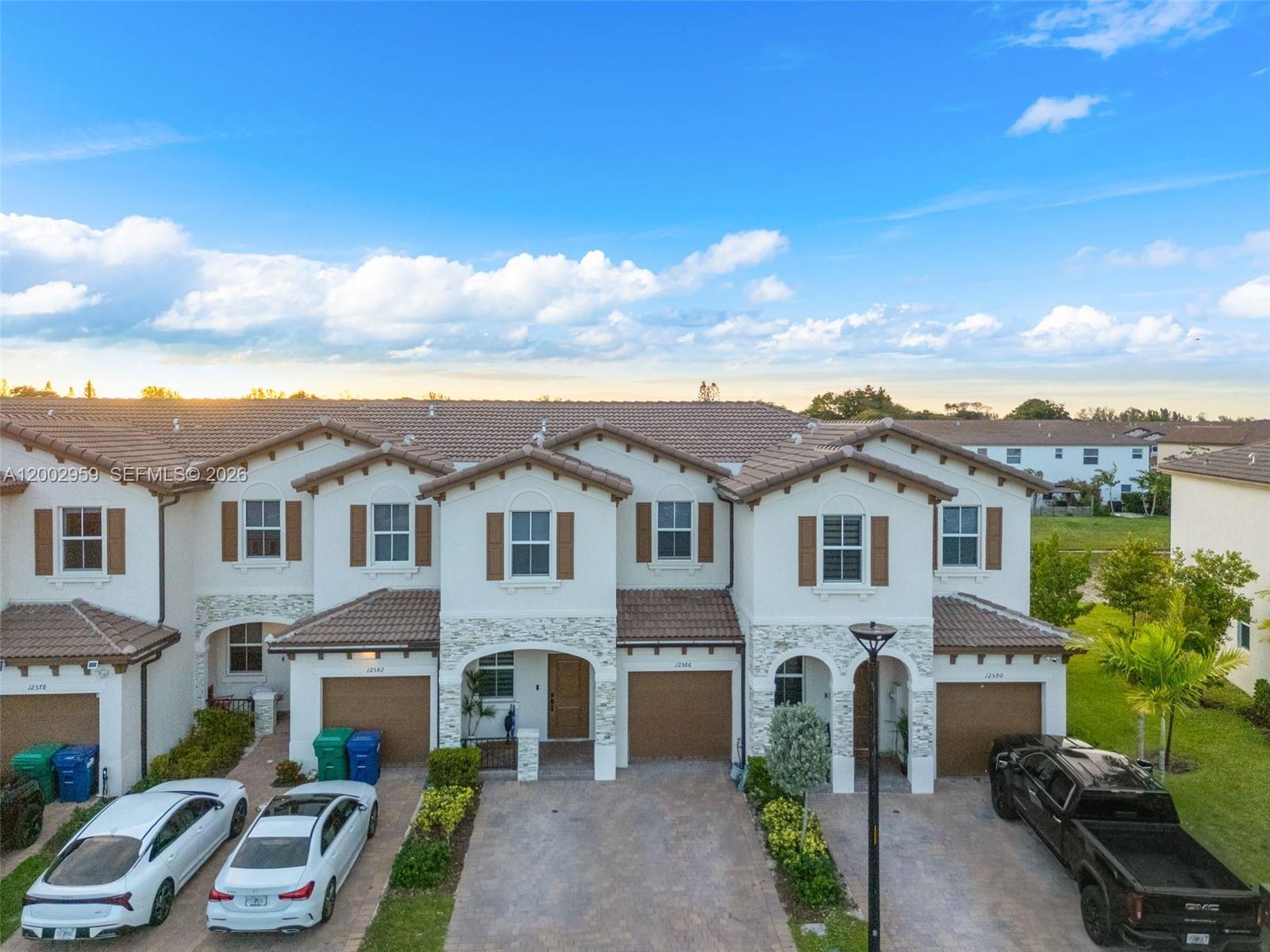 GOLF PARK SEC 1 - Residential