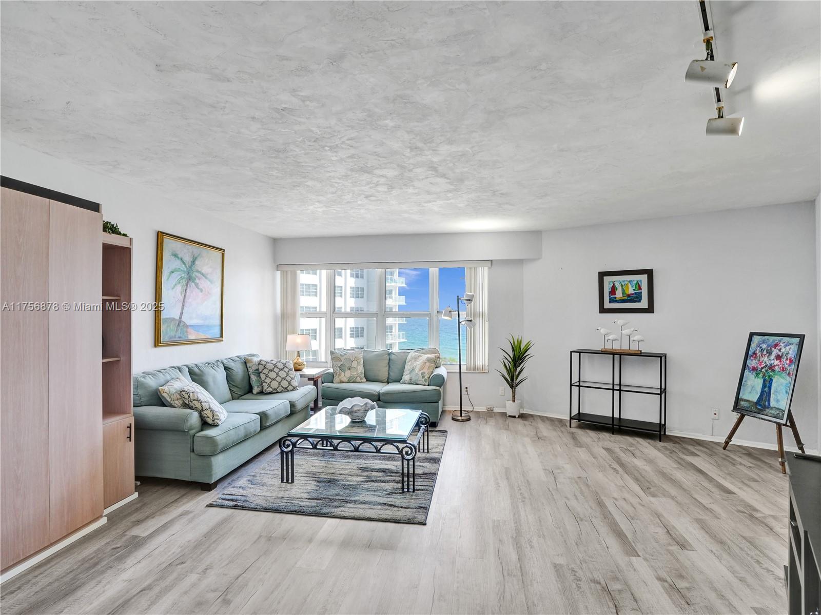 3700 Galt Ocean Dr 402