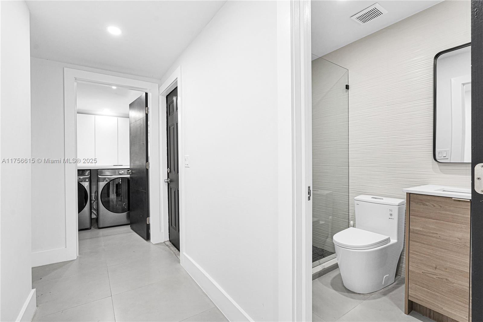 COLUMBIA PARK CORR PL - Residential