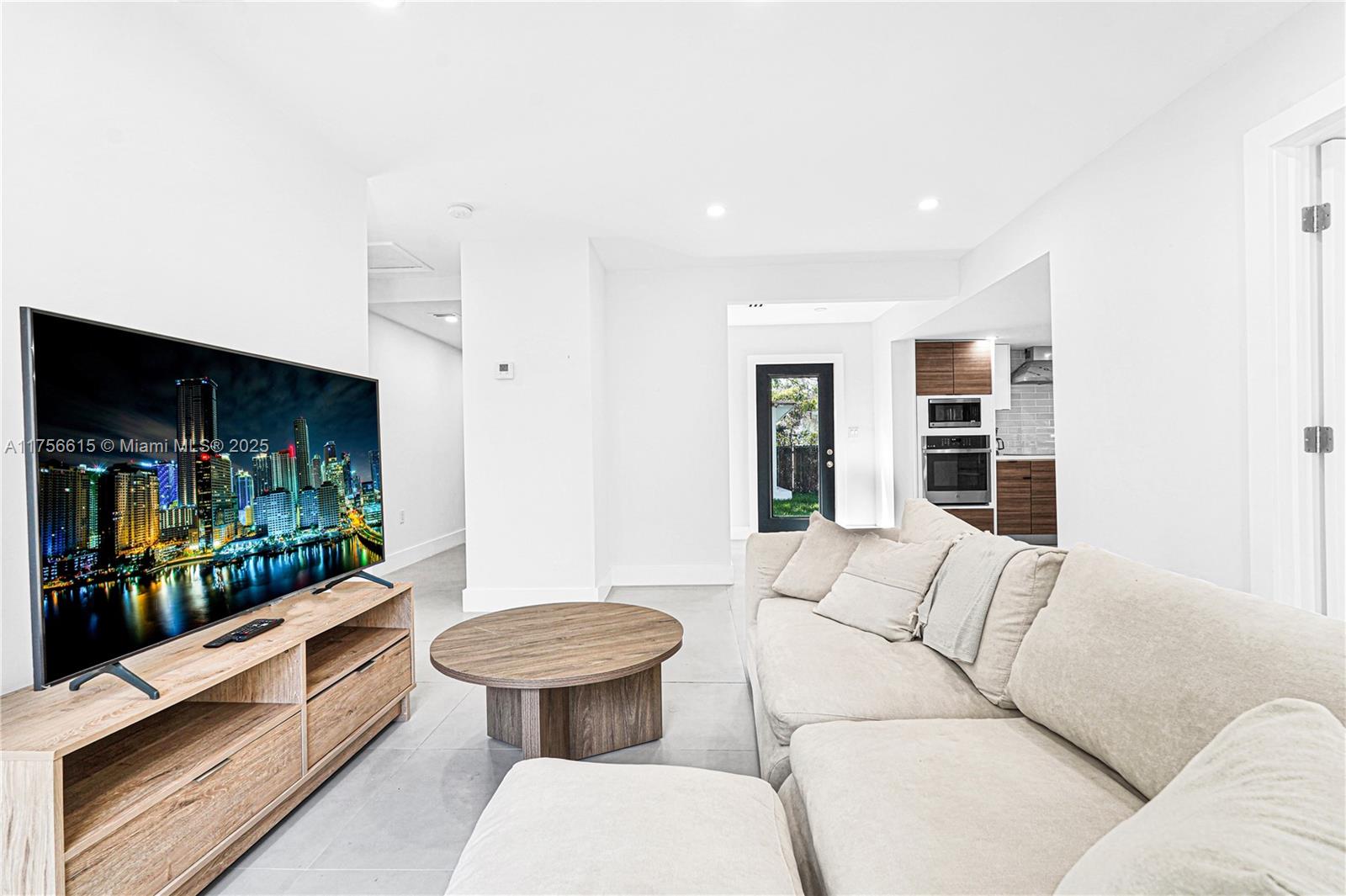 COLUMBIA PARK CORR PL - Residential