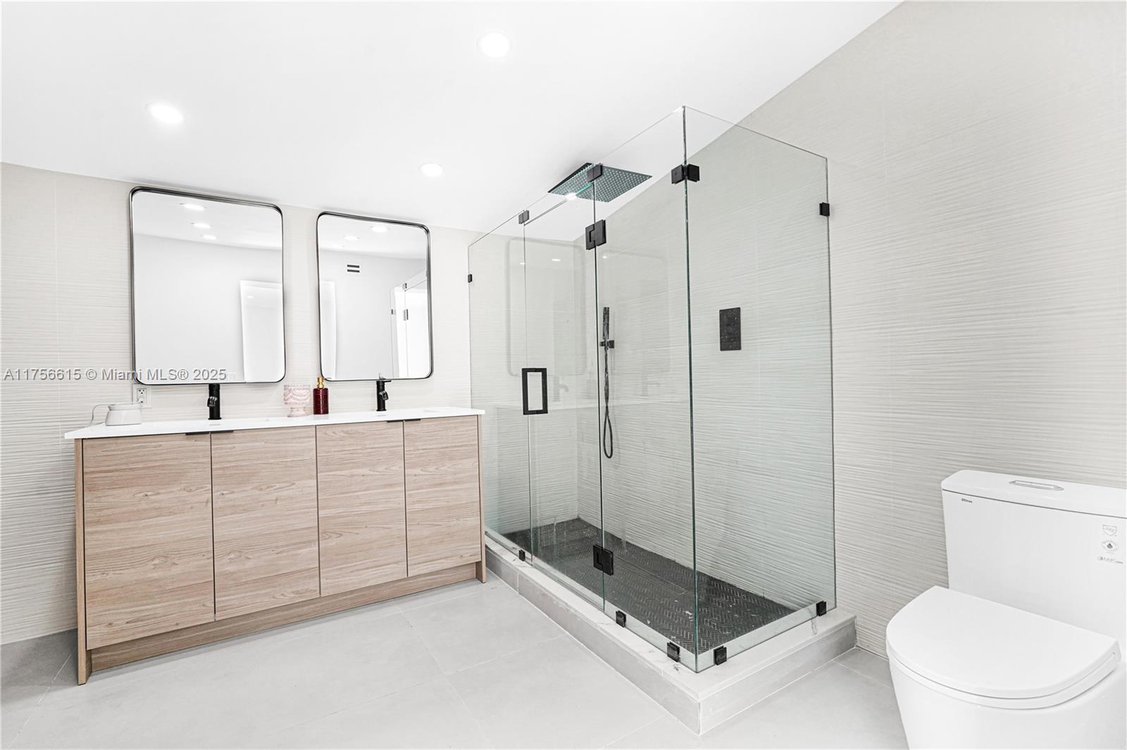 COLUMBIA PARK CORR PL - Residential