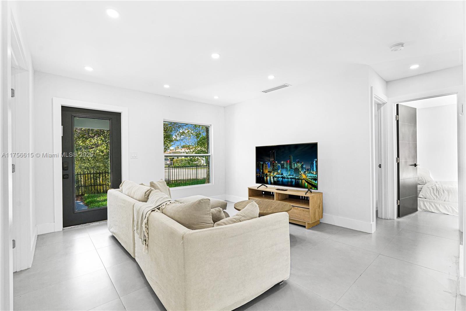 COLUMBIA PARK CORR PL - Residential