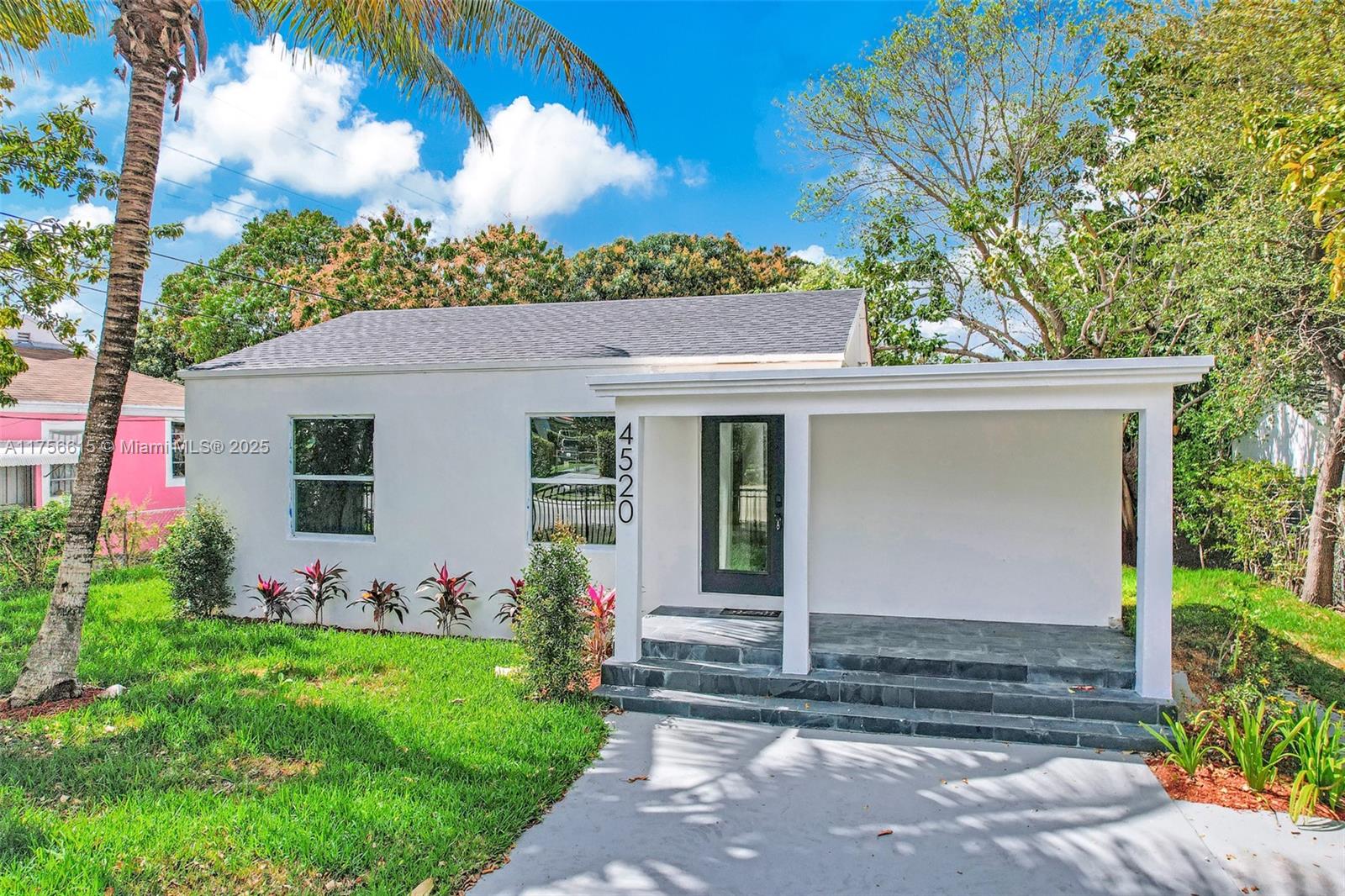 COLUMBIA PARK CORR PL - Residential