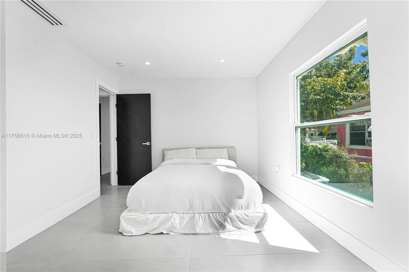 COLUMBIA PARK CORR PL - Residential
