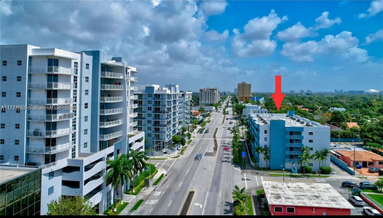 Property for Sale at 2575 Sw 27th Ave 501, Miami, Broward County, Florida - Bedrooms: 2 
Bathrooms: 2  - $335,000