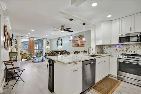 2800 Somerset Dr Unit 112J, Lauderdale Lakes, FL 33311 - MLS#: A11759029