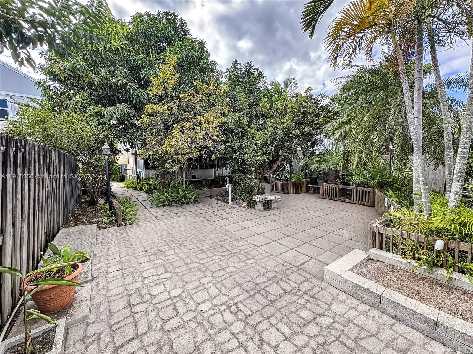 DEERWOOD PART IV - Residential