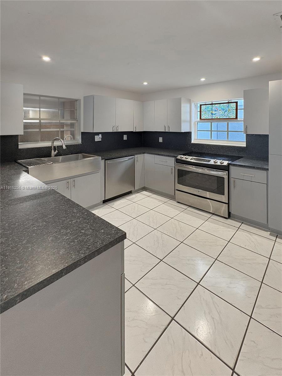 DEERWOOD PART IV - Residential