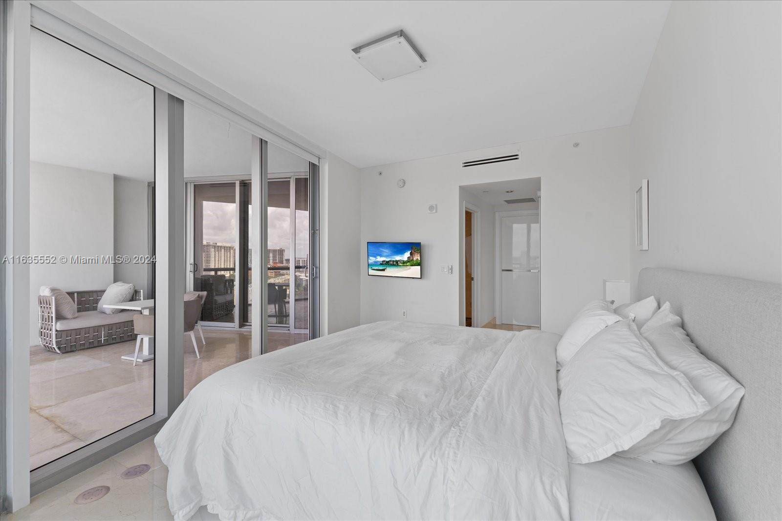 JADE OCEAN CONDO - Residential