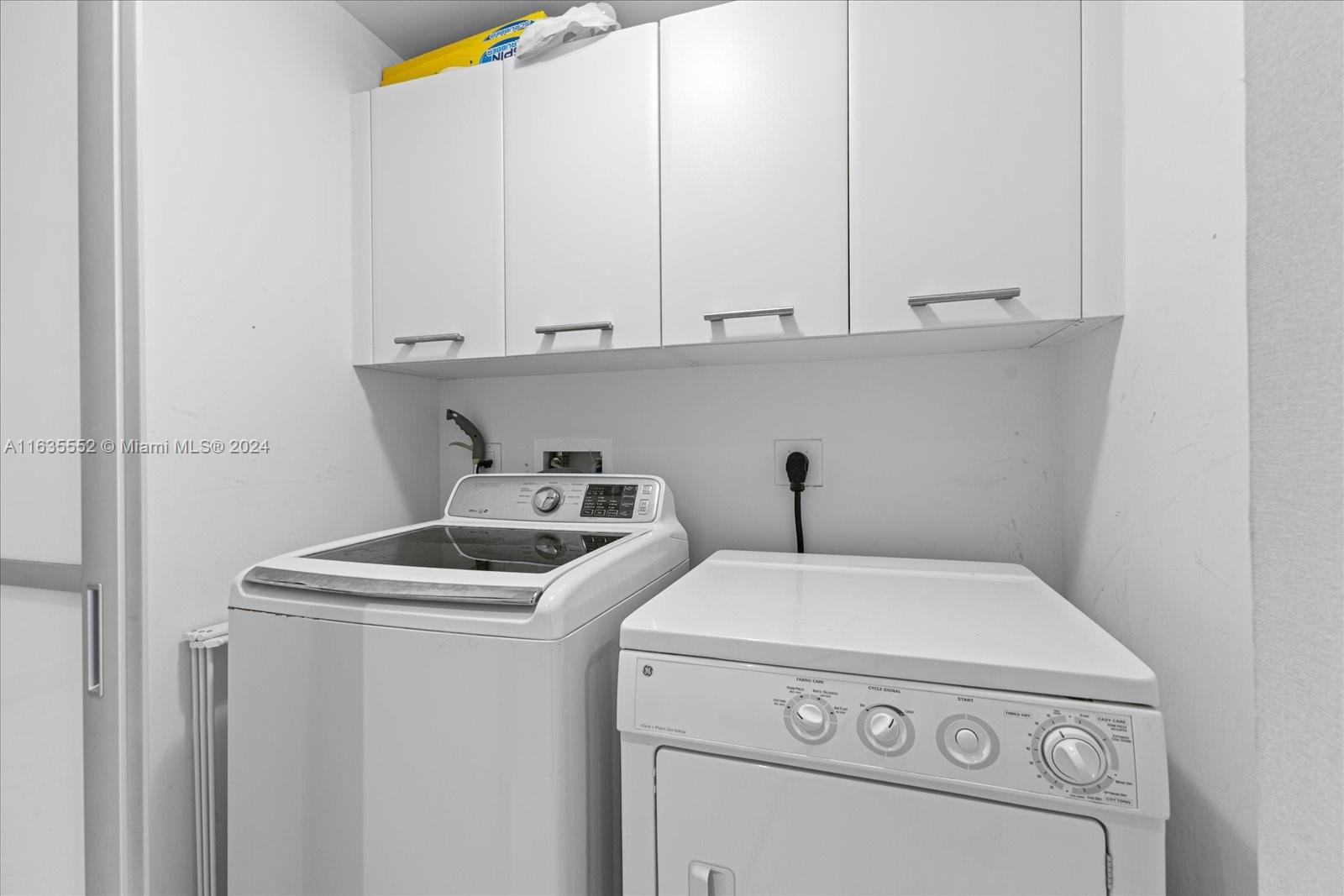 JADE OCEAN CONDO - Residential