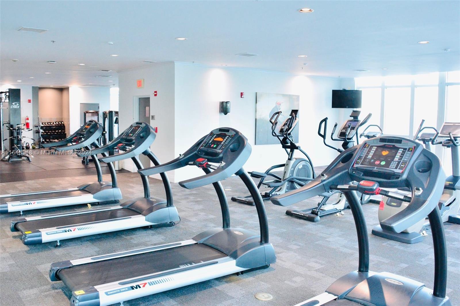 THE MARK ON BRICKELL COND - Residential Lease