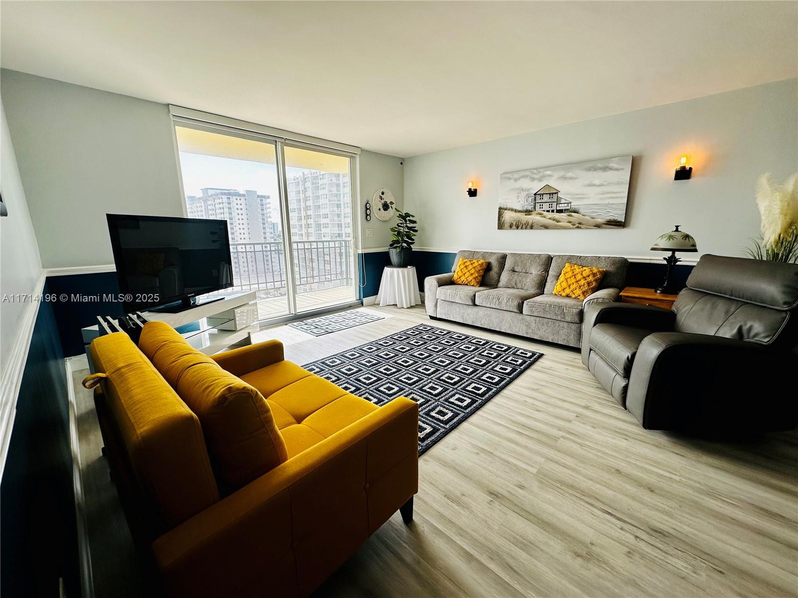 OXFORD TOWERS CONDO - Residential Lease