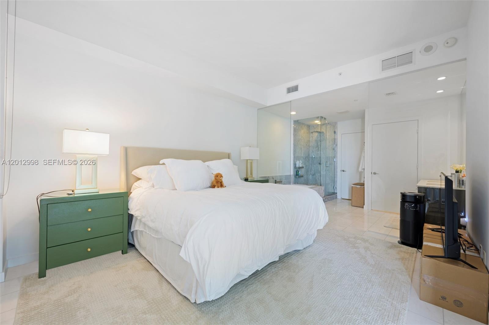 GRAN PARAISO CONDO - Residential Lease