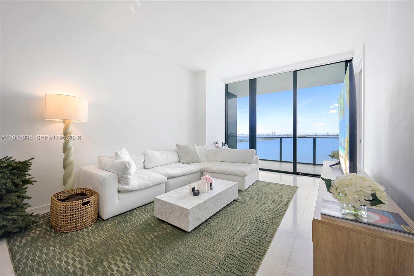 GRAN PARAISO CONDO - Residential Lease