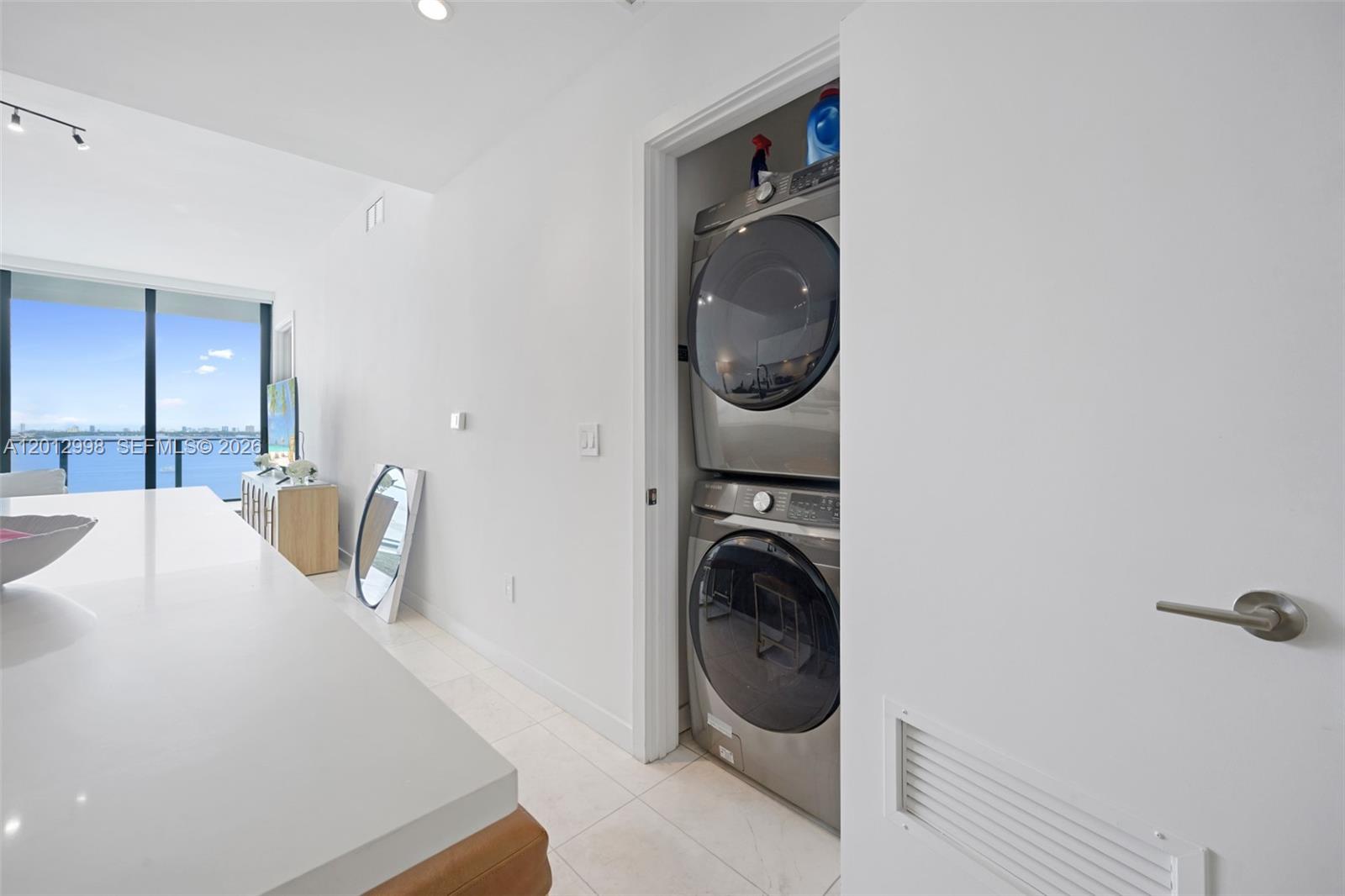 GRAN PARAISO CONDO - Residential Lease