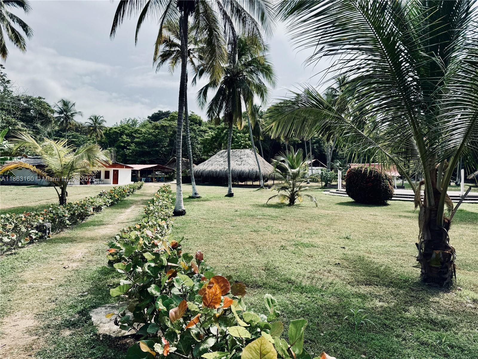 100 santa marta