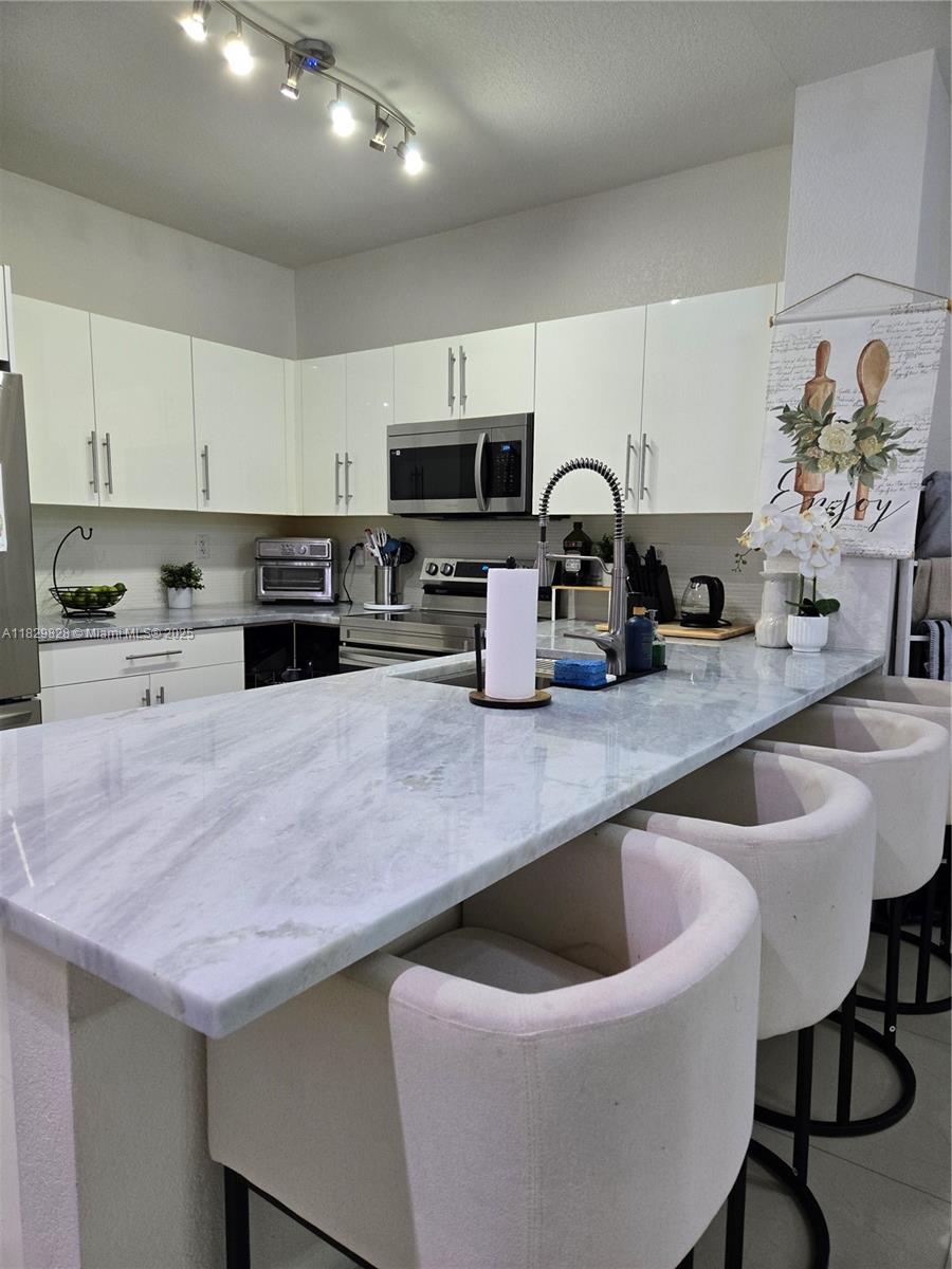 SANTA MONICA - Residential