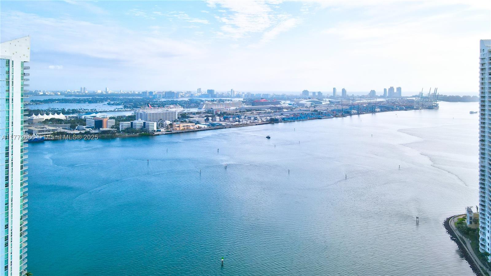 ICONBRICKELL CONDO NO 1 - Residential Lease