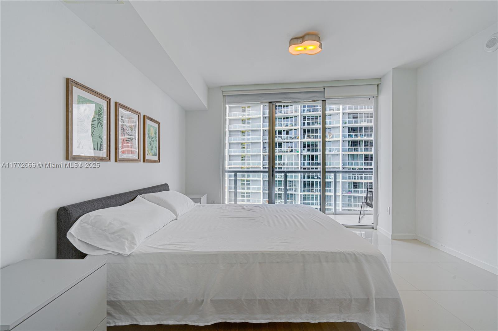 ICONBRICKELL CONDO NO 1 - Residential Lease