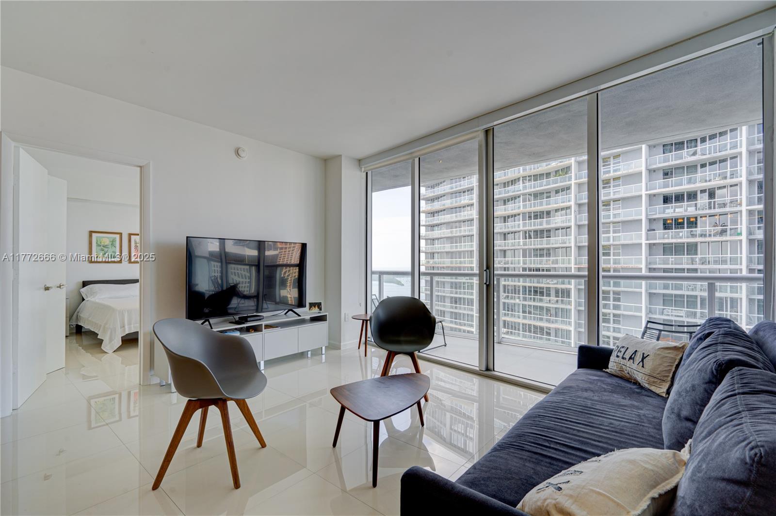 475 Brickell Ave 4809