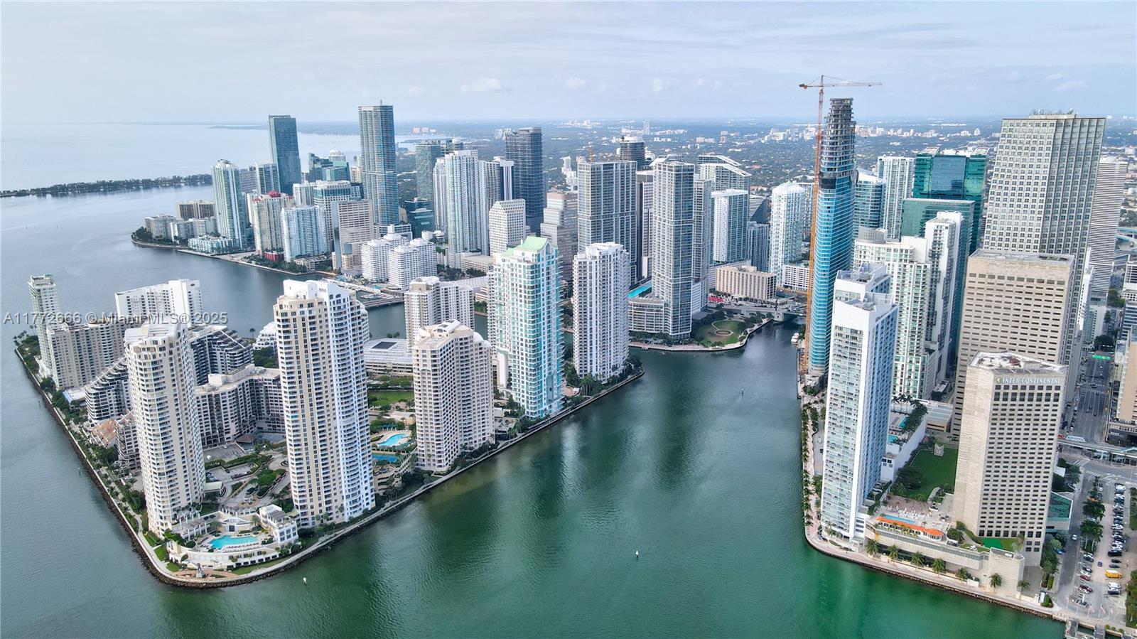 ICONBRICKELL CONDO NO 1 - Residential Lease