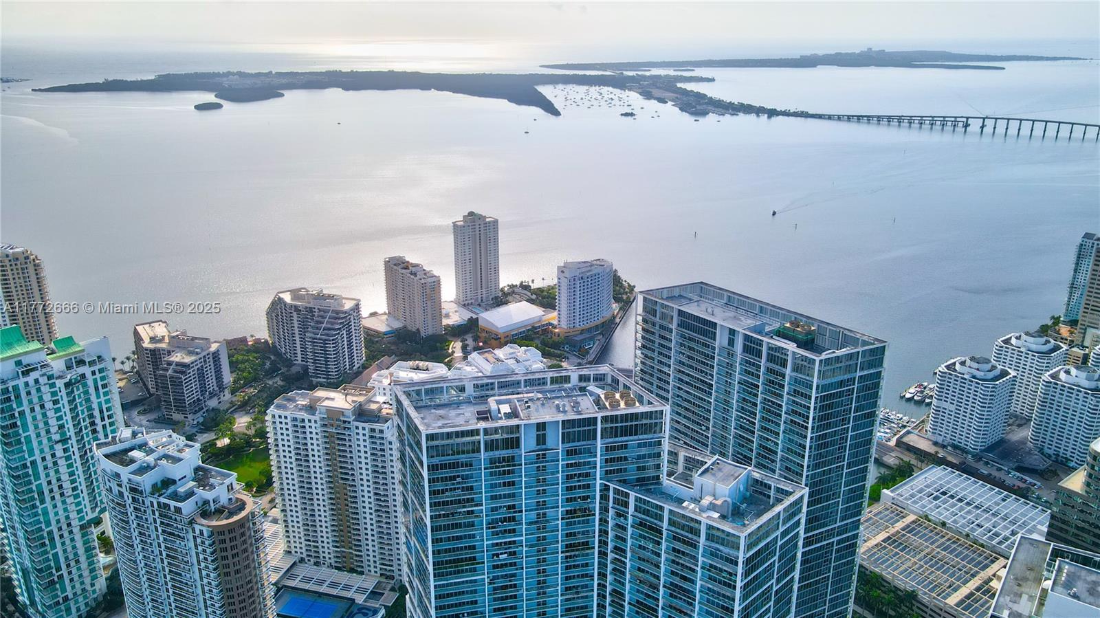 ICONBRICKELL CONDO NO 1 - Residential Lease