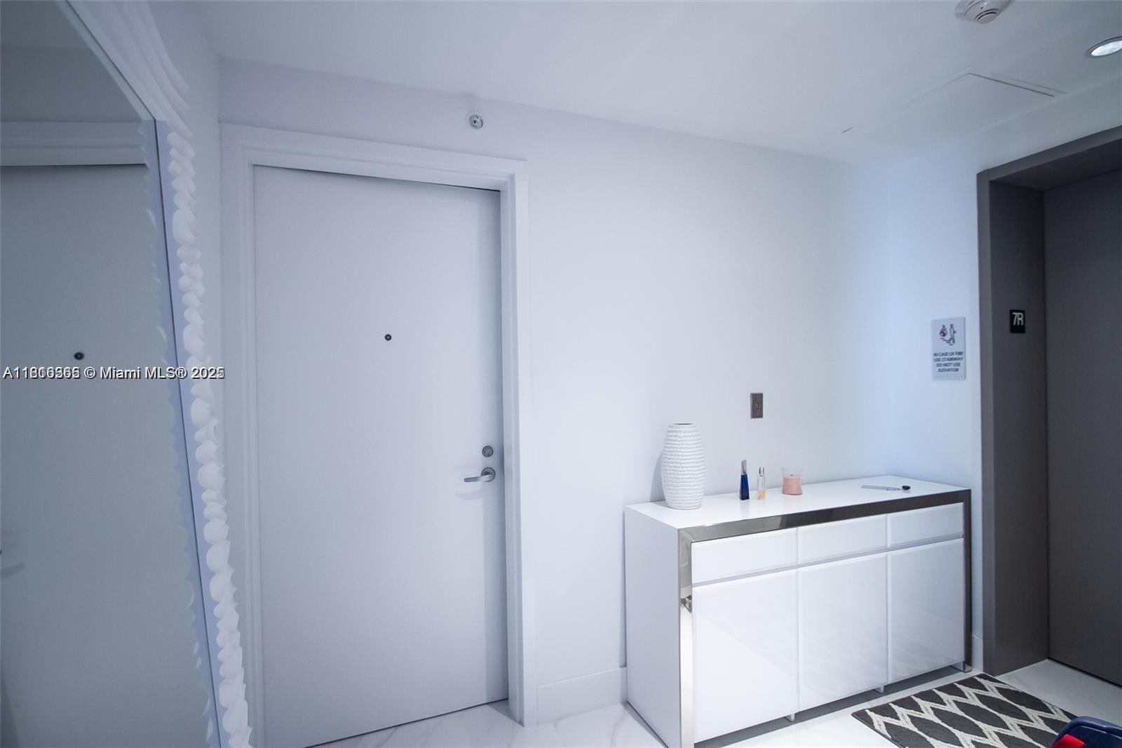 THE HARBOUR SOUTH CONDO - Residential Lease