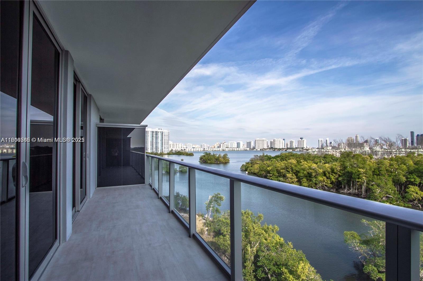 THE HARBOUR SOUTH CONDO - Residential Lease