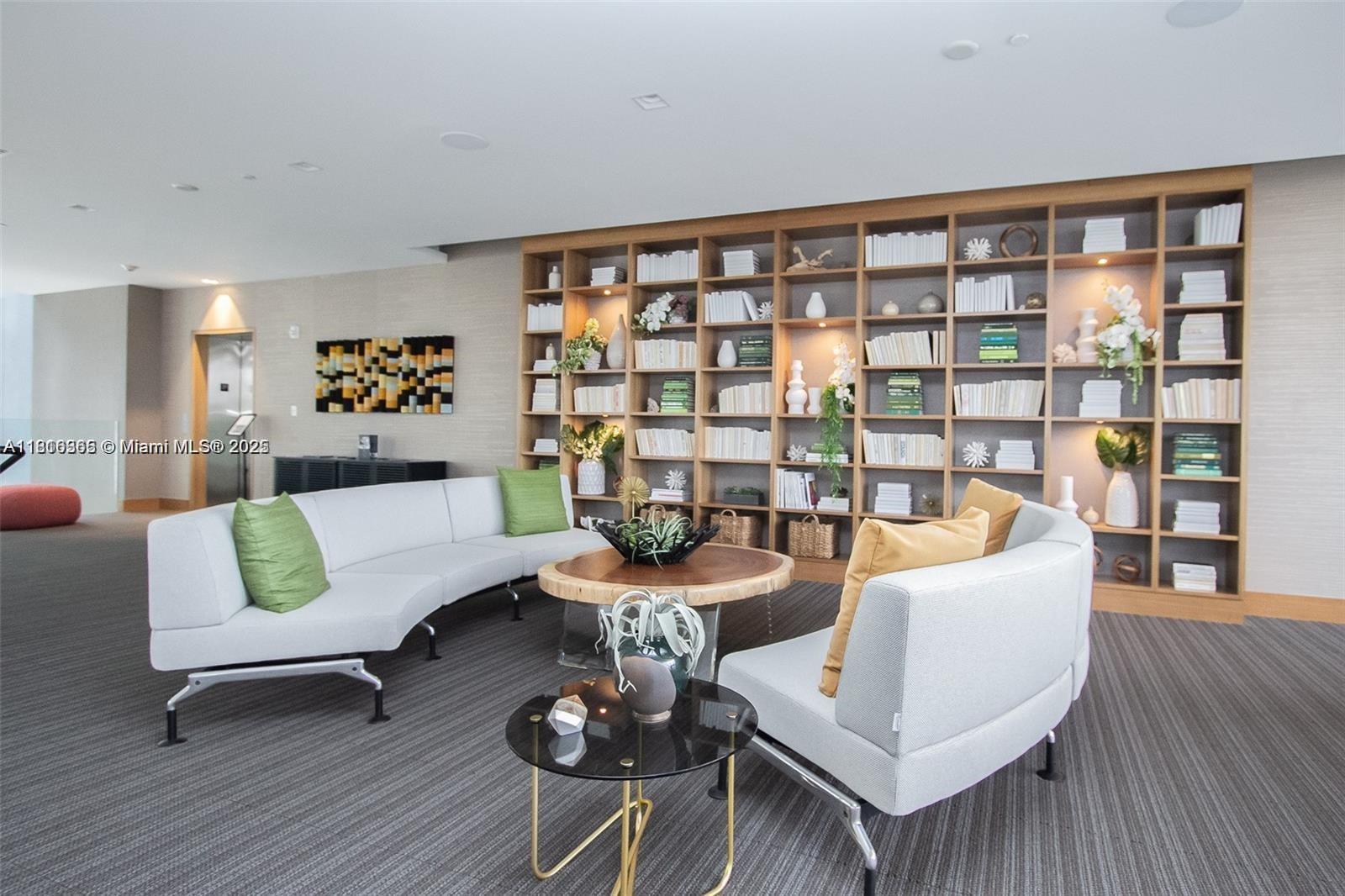 THE HARBOUR SOUTH CONDO - Residential Lease