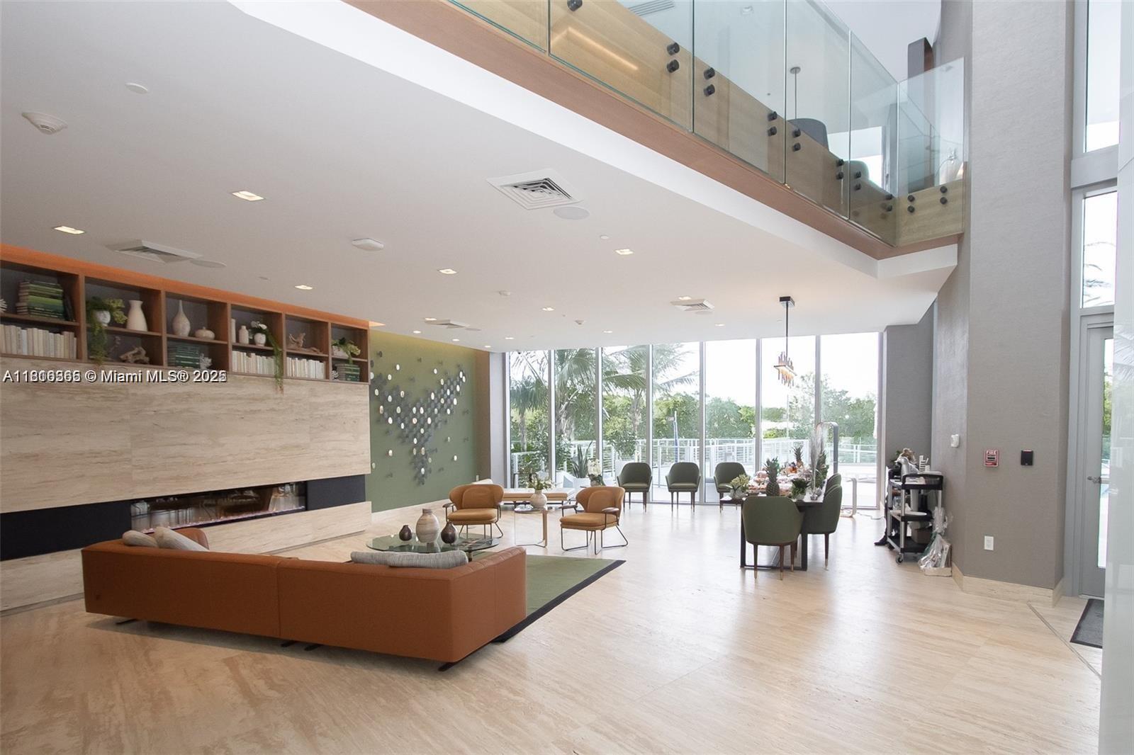 THE HARBOUR SOUTH CONDO - Residential Lease