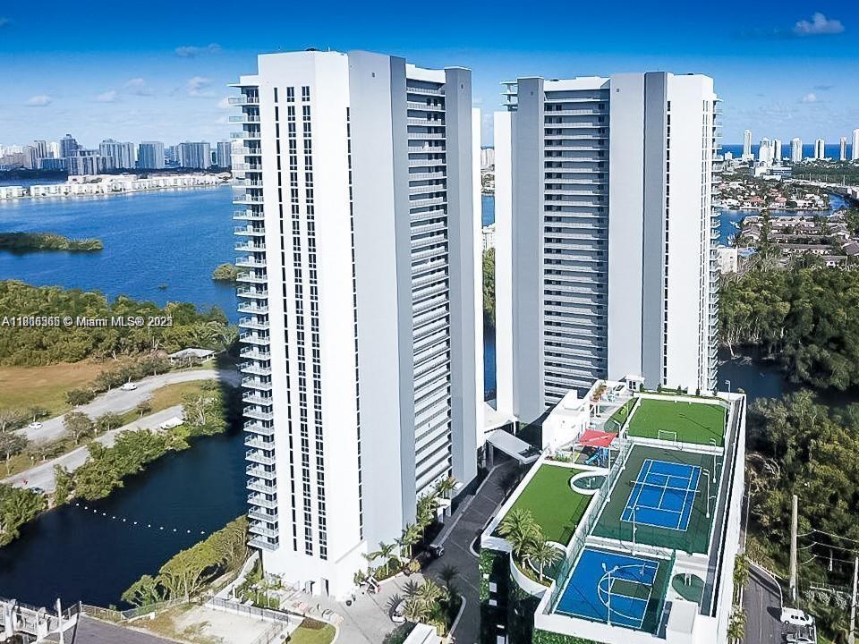 THE HARBOUR SOUTH CONDO - Residential Lease