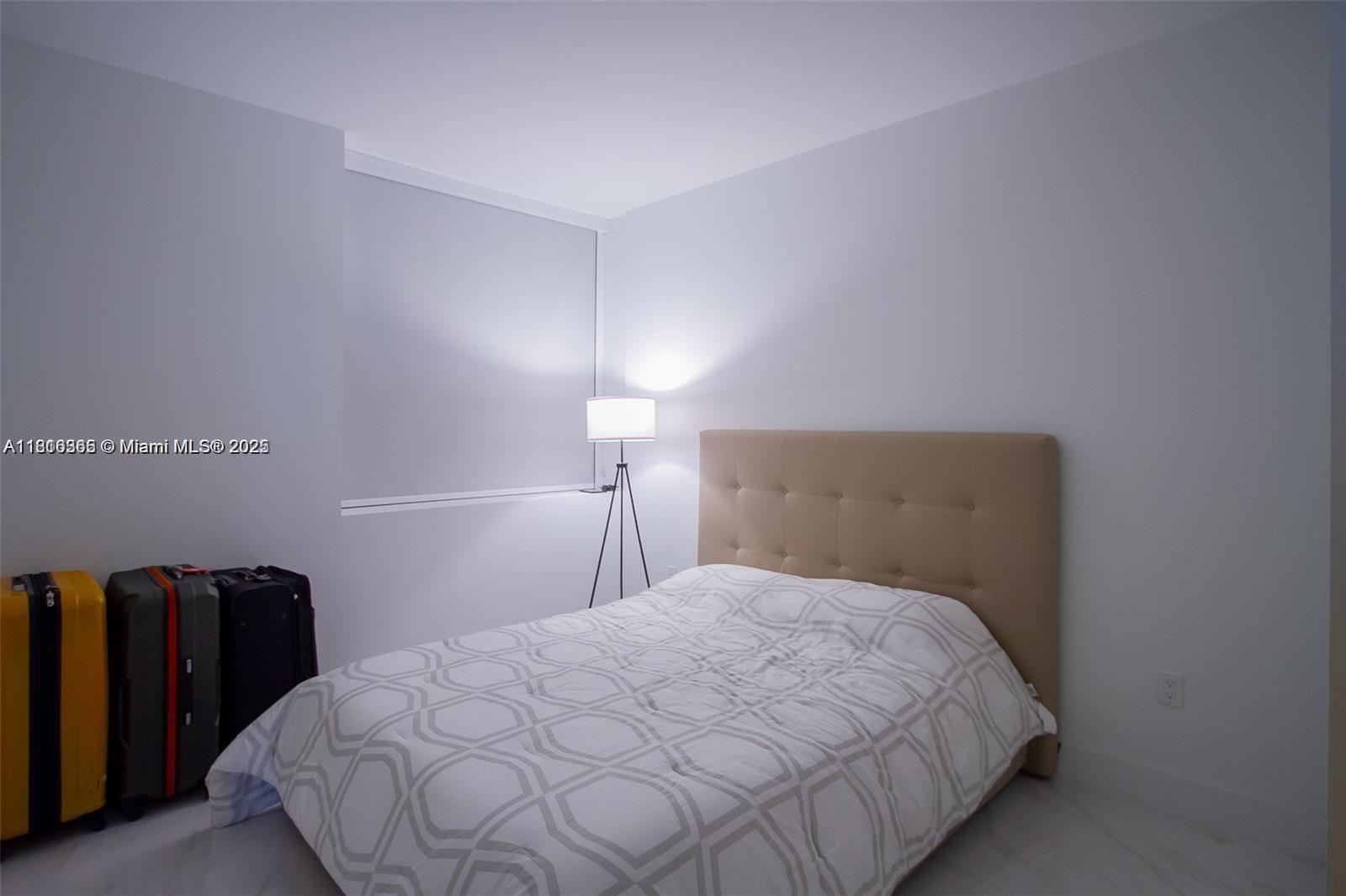 THE HARBOUR SOUTH CONDO - Residential Lease